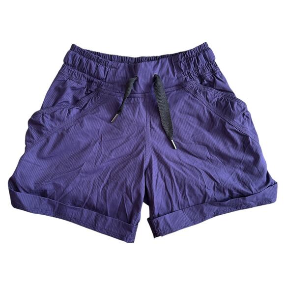 Lululemon Purple Paperbag Shorts, US4 - Picture 1 of 8